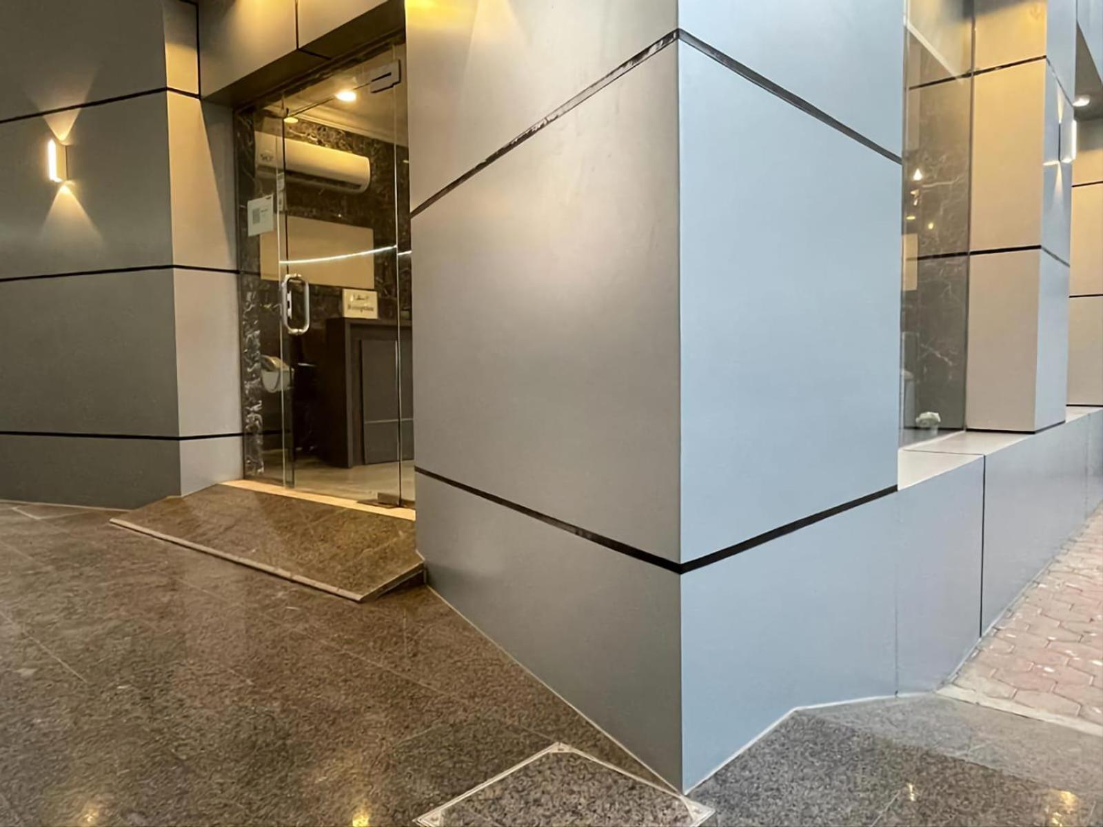 White Beach Hotel Suites 拉比格 外观 照片
